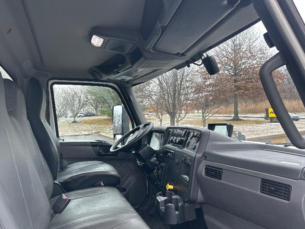 Medium Duty Box Truck-Light and Medium Duty Trucks-International-2020-MV607-King Of Prussia-PA-139,023\n\t\tmiles-$ 46,750 - Image 21