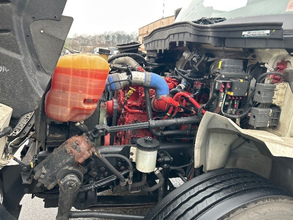 Medium Duty Box Truck-Light and Medium Duty Trucks-International-2020-MV607-King Of Prussia-PA-139,023\n\t\tmiles-$ 46,750 - Image 23