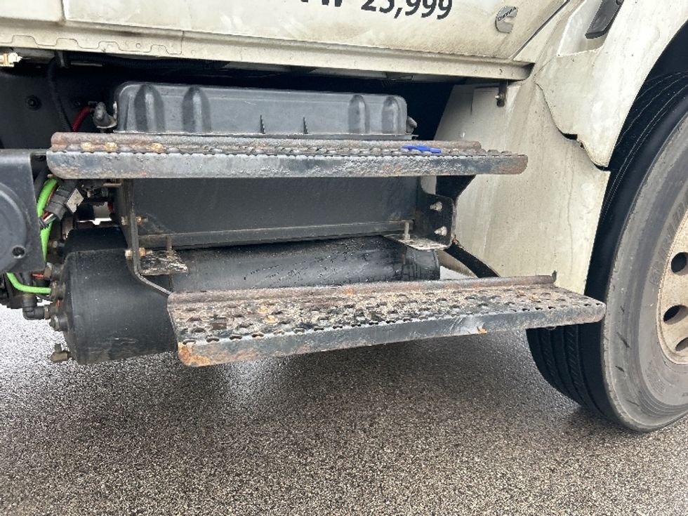 Medium Duty Box Truck-Light and Medium Duty Trucks-International-2020-MV607-King Of Prussia-PA-139,023\n\t\tmiles-$ 46,750 - Image 28