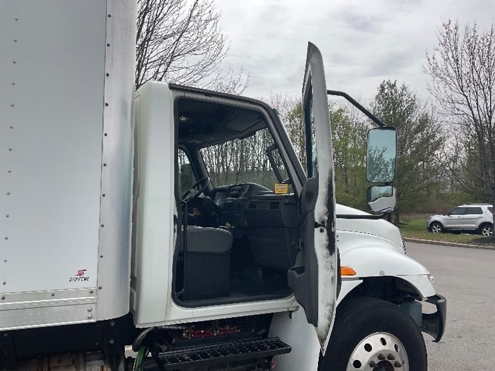 Medium Duty Box Truck-Light and Medium Duty Trucks-International-2020-MV607-King Of Prussia-PA-229,669\n\t\tmiles-$ 42,000 - Image 20