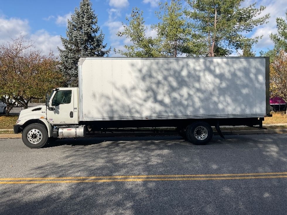 Medium Duty Box Truck-Light and Medium Duty Trucks-International-2020-MV607-King Of Prussia-PA-252,610\n\t\tmiles-$ 32,000 - Image 4
