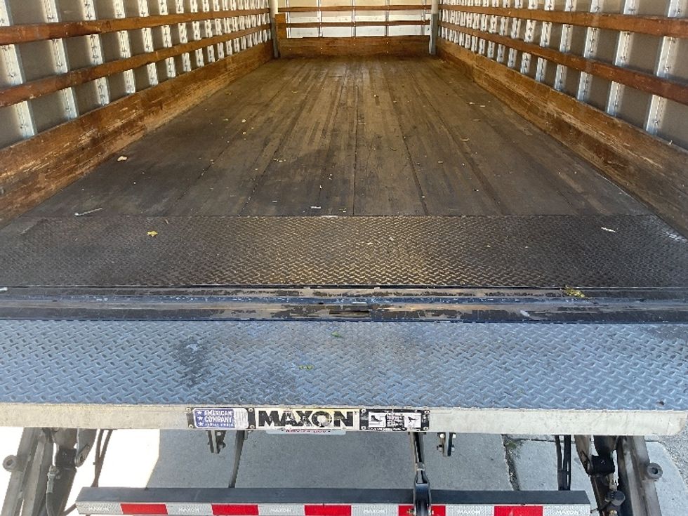 Medium Duty Box Truck-Light and Medium Duty Trucks-International-2020-MV607-La Mirada-CA-158,000\n\t\tmiles-$ 54,500 - Image 10
