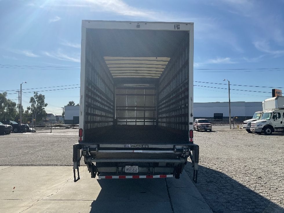 Medium Duty Box Truck-Light and Medium Duty Trucks-International-2020-MV607-La Mirada-CA-158,000\n\t\tmiles-$ 54,500 - Image 8