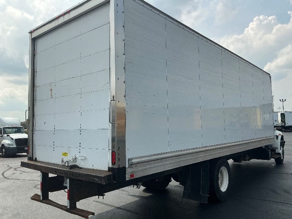 Medium Duty Box Truck-Light and Medium Duty Trucks-International-2020-MV607-La Porte-IN-209,487\n\t\tmiles-$ 43,000 - Image 12
