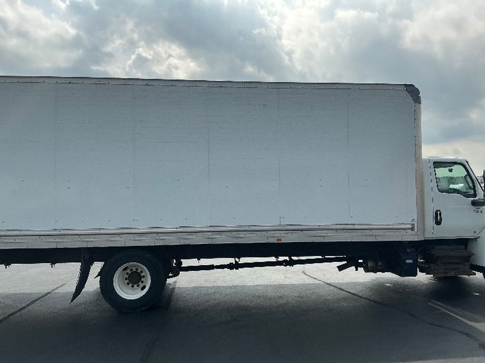Medium Duty Box Truck-Light and Medium Duty Trucks-International-2020-MV607-La Porte-IN-209,487\n\t\tmiles-$ 43,000 - Image 14