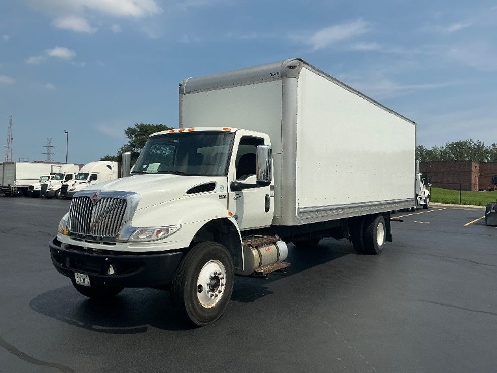Medium Duty Box Truck-Light and Medium Duty Trucks-International-2020-MV607-La Porte-IN-209,487\n\t\tmiles-$ 43,000 - Image 3