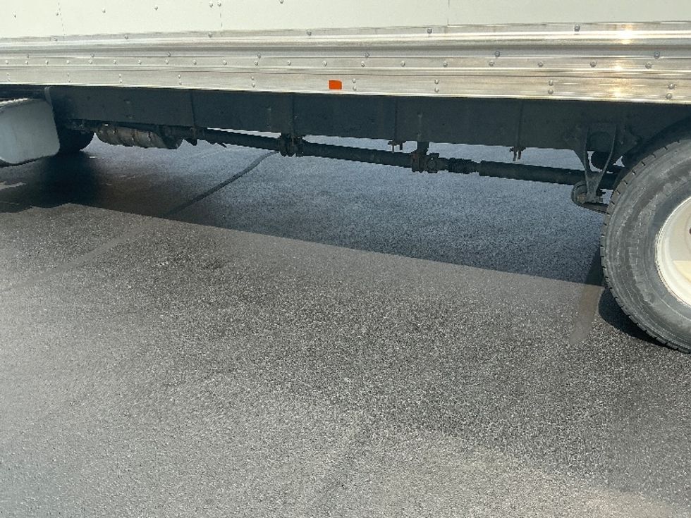 Medium Duty Box Truck-Light and Medium Duty Trucks-International-2020-MV607-La Porte-IN-209,487\n\t\tmiles-$ 43,000 - Image 5
