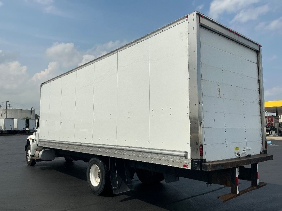 Medium Duty Box Truck-Light and Medium Duty Trucks-International-2020-MV607-La Porte-IN-209,487\n\t\tmiles-$ 43,000 - Image 6