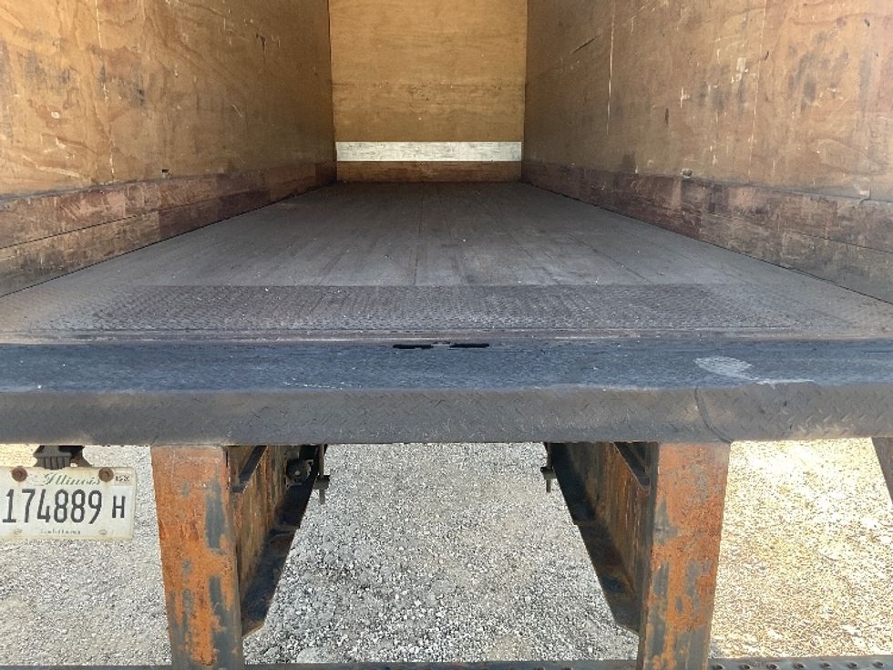 Medium Duty Box Truck-Light and Medium Duty Trucks-International-2020-MV607-La Porte-IN-270,540\n\t\tmiles-$ 31,750 - Image 9