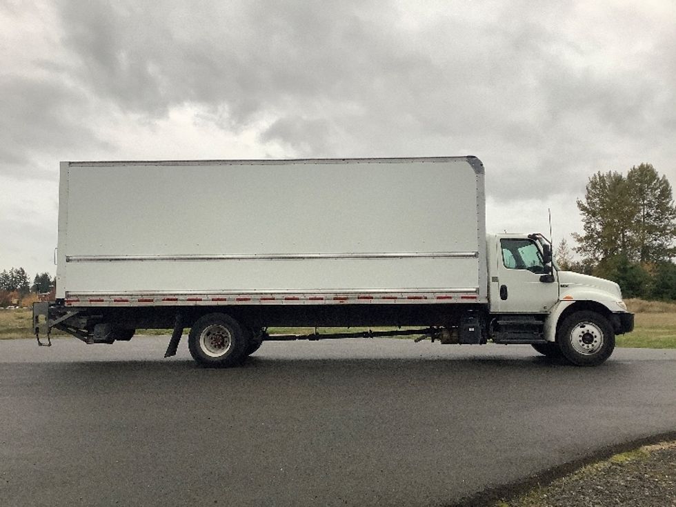 Medium Duty Box Truck-Light and Medium Duty Trucks-International-2020-MV607-Lacey-WA-188,397\n\t\tmiles-$ 49,500 - Image 15