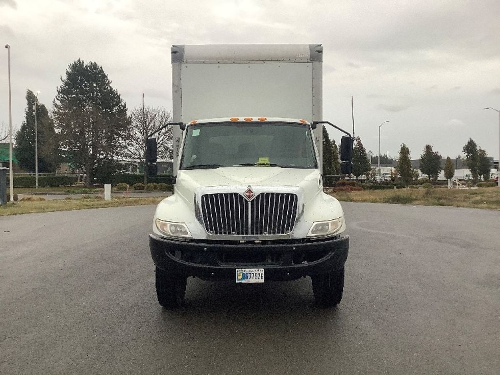 Medium Duty Box Truck-Light and Medium Duty Trucks-International-2020-MV607-Lacey-WA-188,397\n\t\tmiles-$ 49,500 - Image 2
