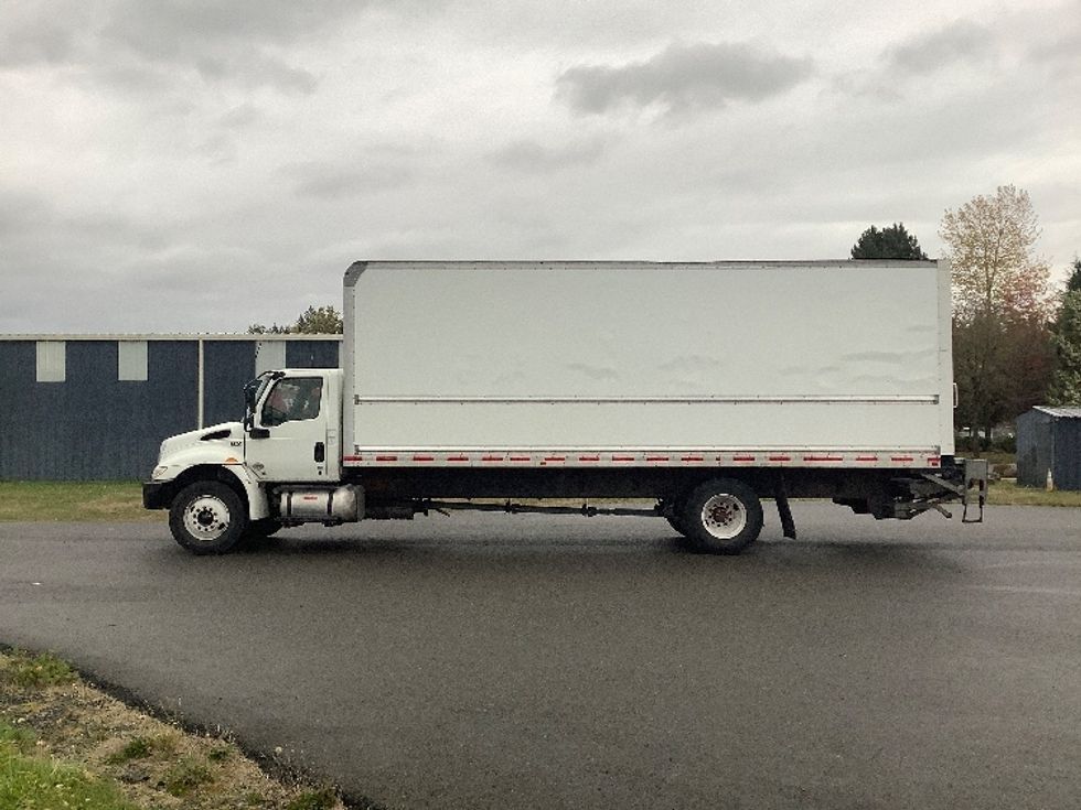 Medium Duty Box Truck-Light and Medium Duty Trucks-International-2020-MV607-Lacey-WA-188,397\n\t\tmiles-$ 49,500 - Image 4