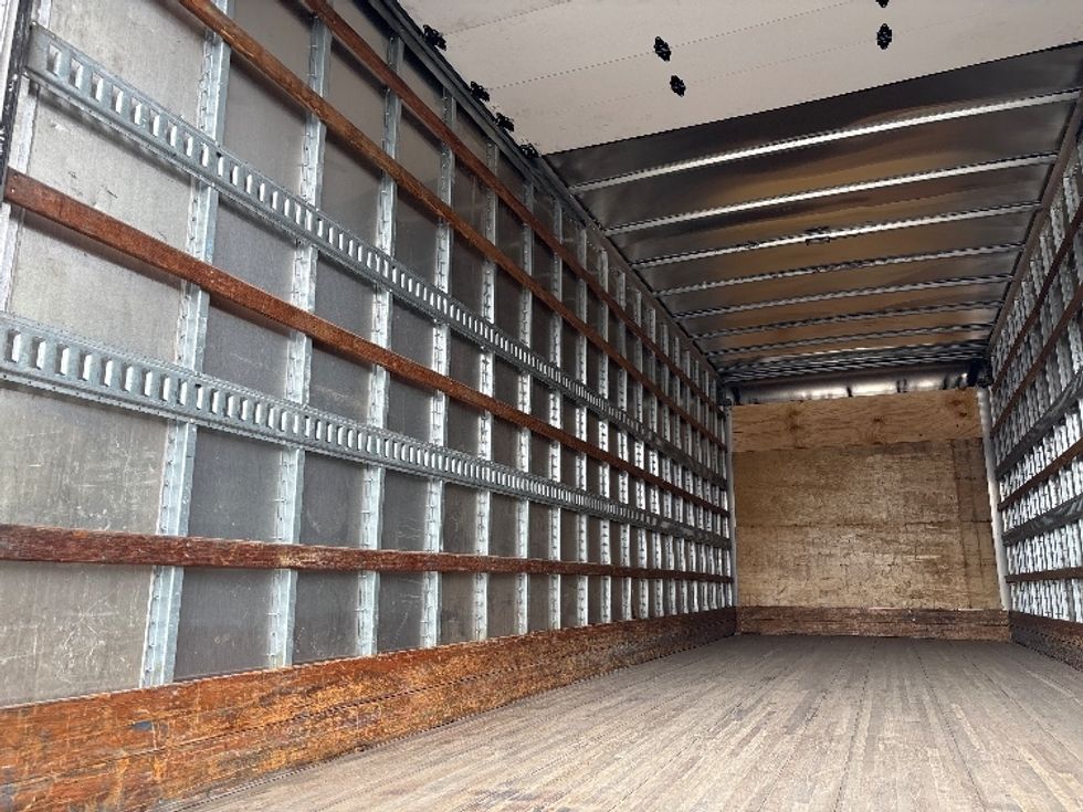 Medium Duty Box Truck-Light and Medium Duty Trucks-International-2020-MV607-Ladson-SC-276,392\n\t\tmiles-$ 30,250 - Image 11