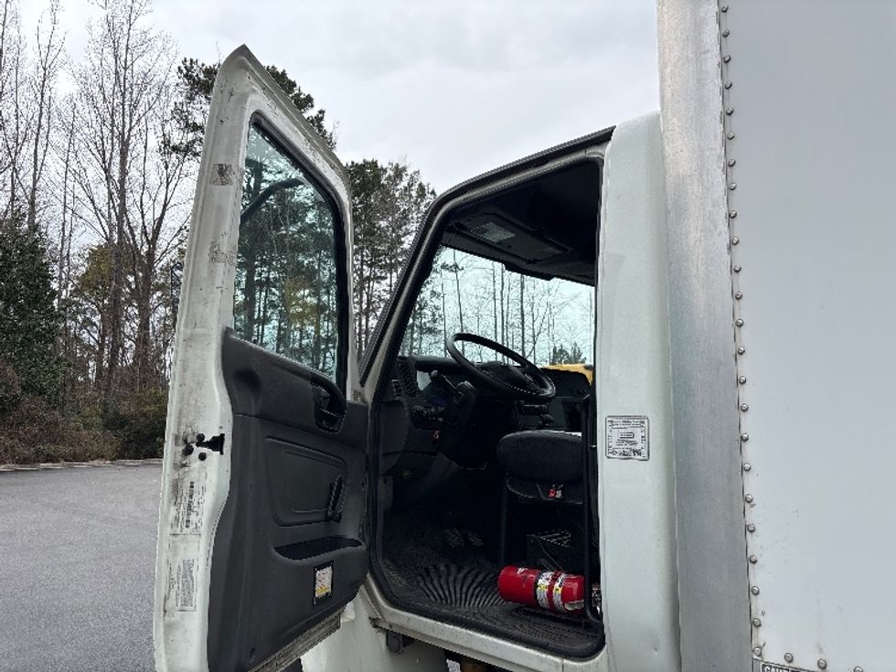 Medium Duty Box Truck-Light and Medium Duty Trucks-International-2020-MV607-Ladson-SC-276,392\n\t\tmiles-$ 30,250 - Image 16