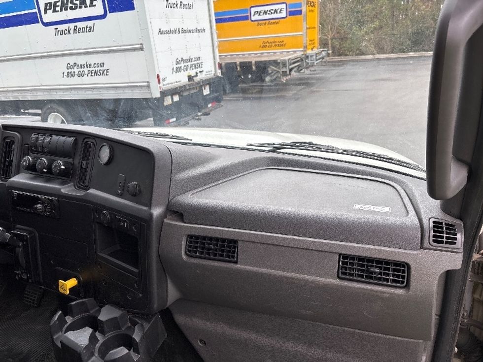 Medium Duty Box Truck-Light and Medium Duty Trucks-International-2020-MV607-Ladson-SC-276,392\n\t\tmiles-$ 30,250 - Image 21