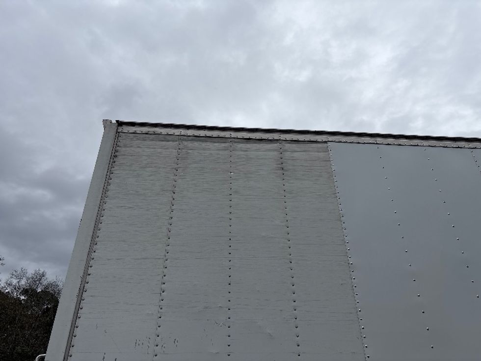 Medium Duty Box Truck-Light and Medium Duty Trucks-International-2020-MV607-Ladson-SC-276,392\n\t\tmiles-$ 30,250 - Image 26