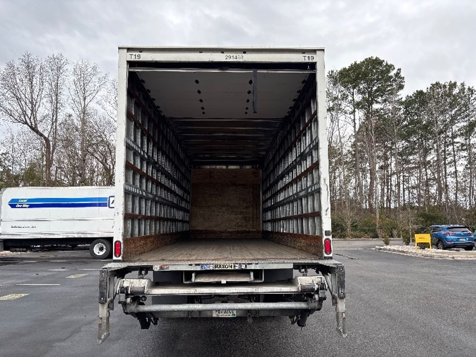 Medium Duty Box Truck-Light and Medium Duty Trucks-International-2020-MV607-Ladson-SC-276,392\n\t\tmiles-$ 30,250 - Image 8