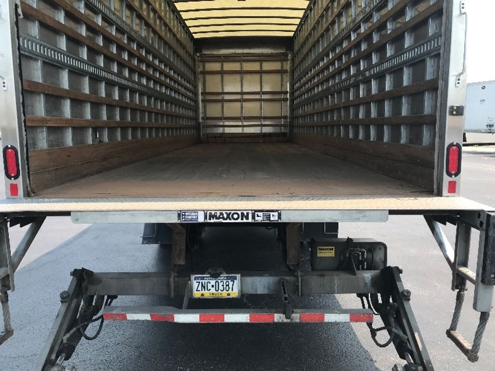 Medium Duty Box Truck-Light and Medium Duty Trucks-International-2020-MV607-Lancaster-PA-285,338\n\t\tmiles-$ 35,250 - Image 10