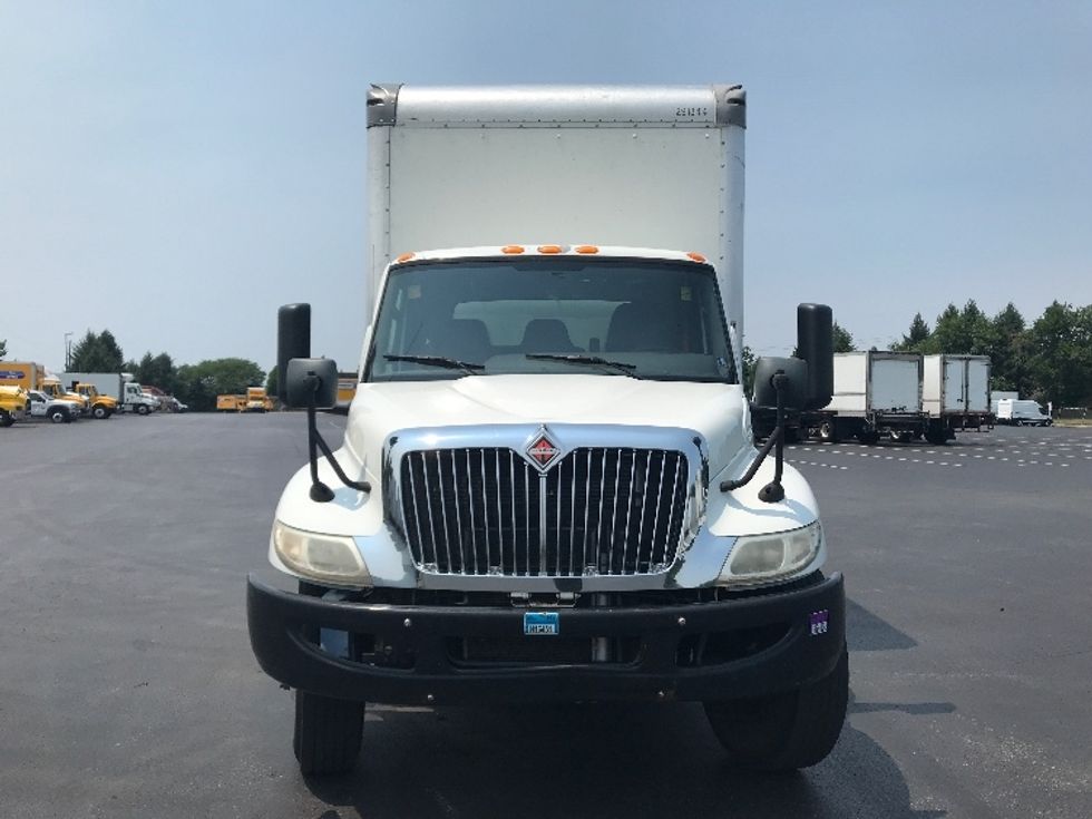 Medium Duty Box Truck-Light and Medium Duty Trucks-International-2020-MV607-Lancaster-PA-285,338\n\t\tmiles-$ 35,250 - Image 2