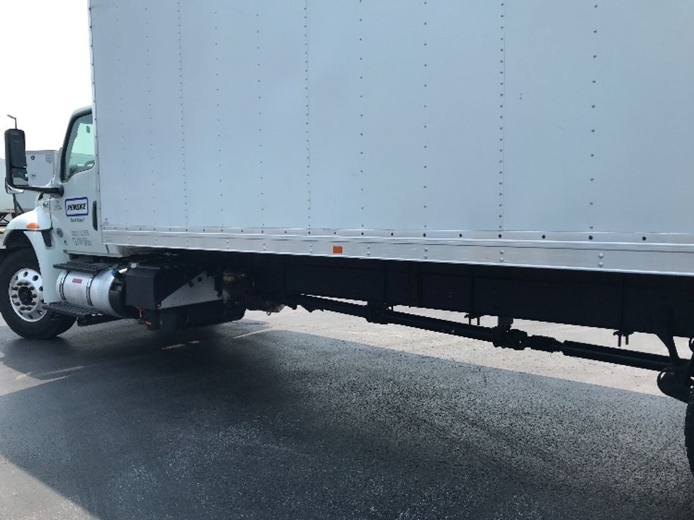 Medium Duty Box Truck-Light and Medium Duty Trucks-International-2020-MV607-Lancaster-PA-285,338\n\t\tmiles-$ 35,250 - Image 5