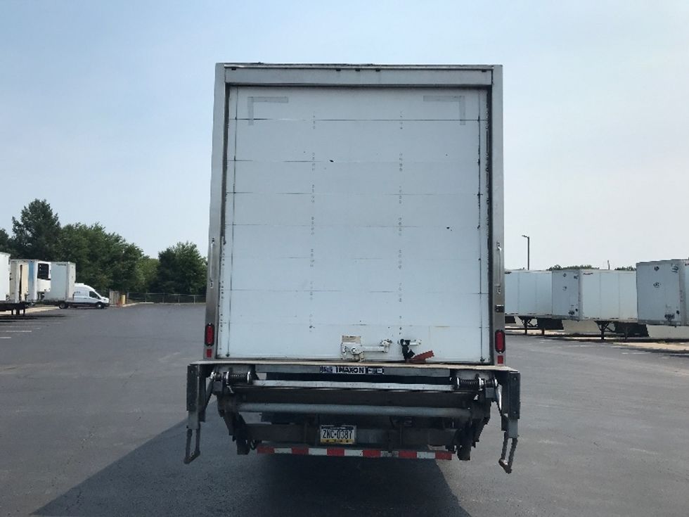Medium Duty Box Truck-Light and Medium Duty Trucks-International-2020-MV607-Lancaster-PA-285,338\n\t\tmiles-$ 35,250 - Image 7