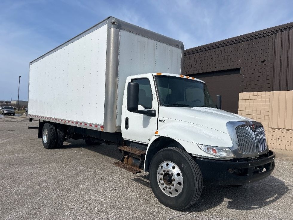Medium Duty Box Truck-Light and Medium Duty Trucks-International-2020-MV607-Lansing-MI-122,471\n\t\tmiles-$ 50,500 - Image 1
