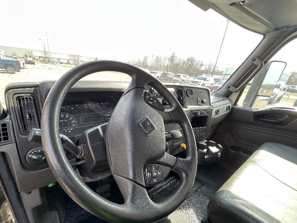 Medium Duty Box Truck-Light and Medium Duty Trucks-International-2020-MV607-Lansing-MI-122,471\n\t\tmiles-$ 50,500 - Image 15