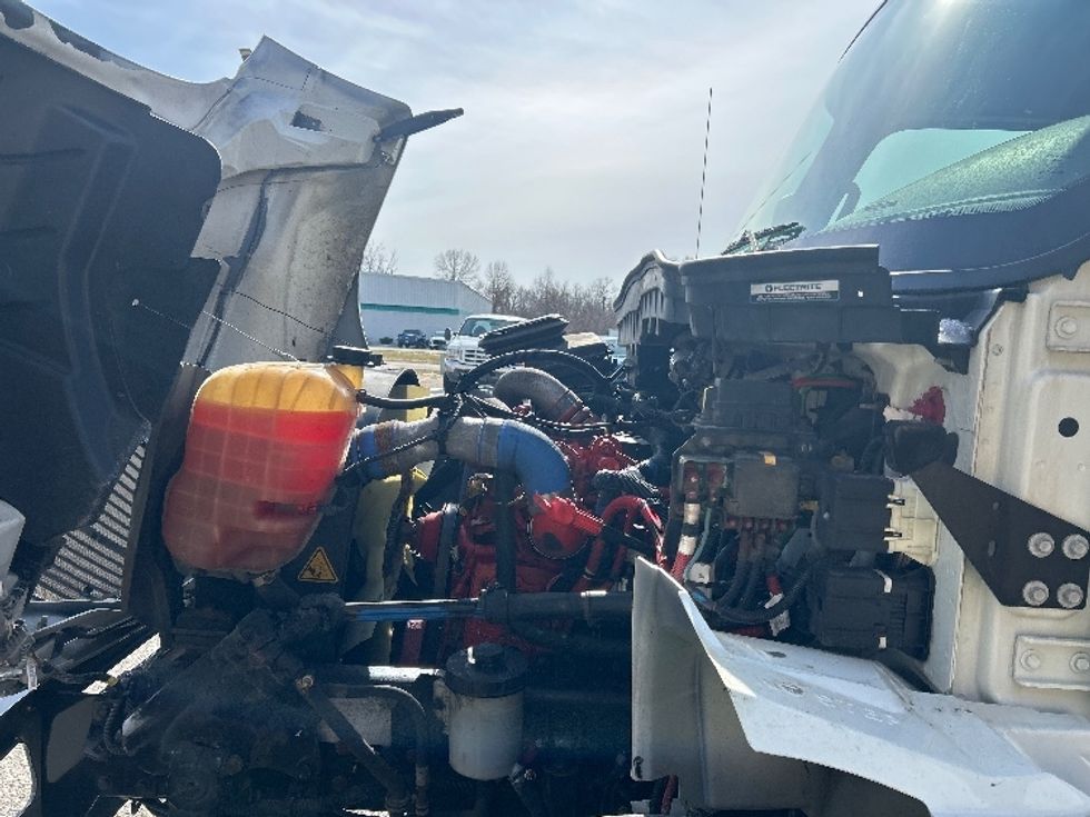 Medium Duty Box Truck-Light and Medium Duty Trucks-International-2020-MV607-Lansing-MI-122,471\n\t\tmiles-$ 50,500 - Image 22