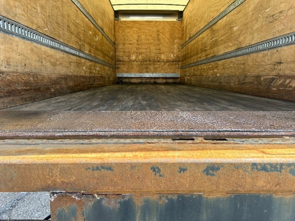 Medium Duty Box Truck-Light and Medium Duty Trucks-International-2020-MV607-Lansing-MI-122,471\n\t\tmiles-$ 50,500 - Image 8