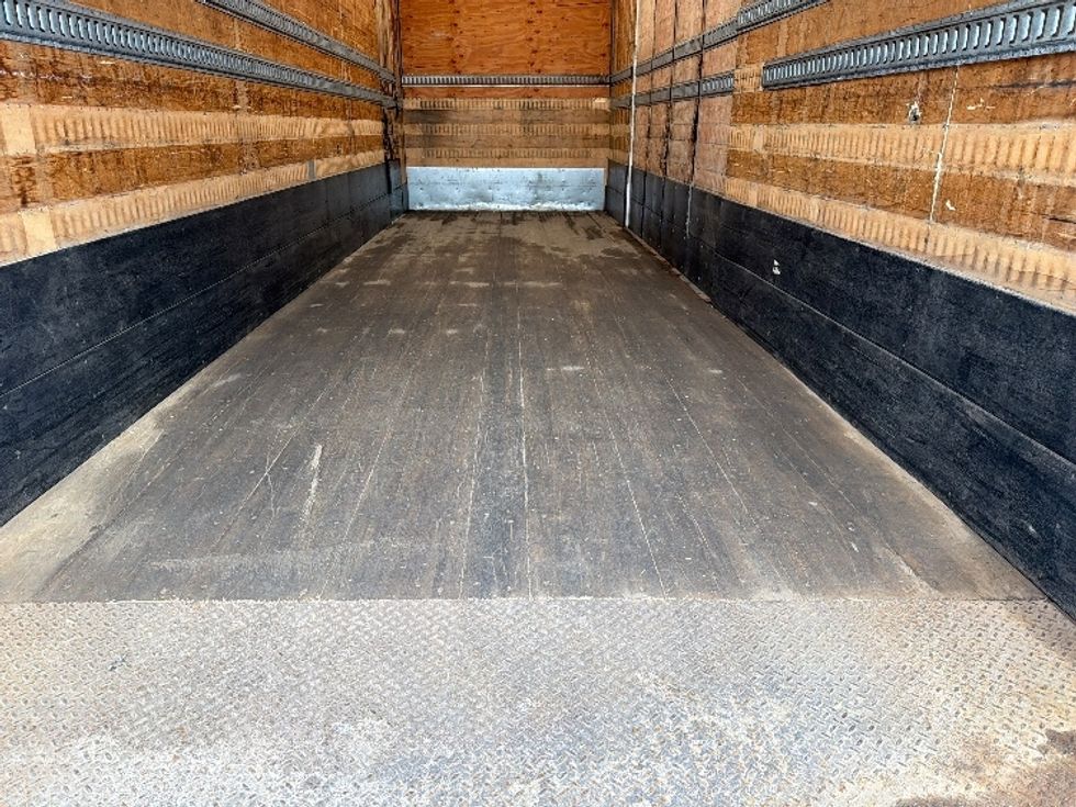 Medium Duty Box Truck-Light and Medium Duty Trucks-International-2020-MV607-Lansing-MI-129,056\n\t\tmiles-$ 50,250 - Image 10