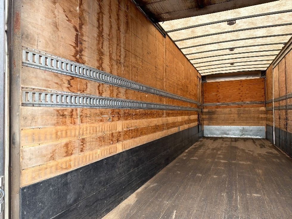 Medium Duty Box Truck-Light and Medium Duty Trucks-International-2020-MV607-Lansing-MI-129,056\n\t\tmiles-$ 50,250 - Image 11