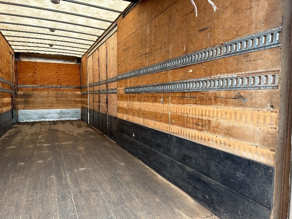 Medium Duty Box Truck-Light and Medium Duty Trucks-International-2020-MV607-Lansing-MI-129,056\n\t\tmiles-$ 50,250 - Image 12