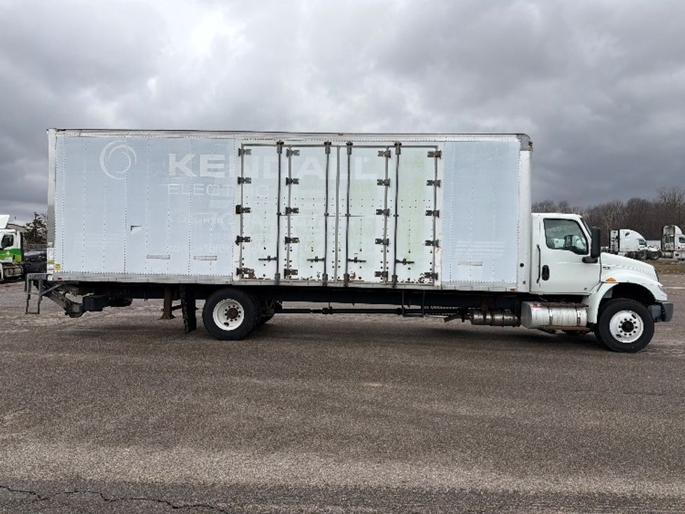 Medium Duty Box Truck-Light and Medium Duty Trucks-International-2020-MV607-Lansing-MI-129,056\n\t\tmiles-$ 50,250 - Image 15