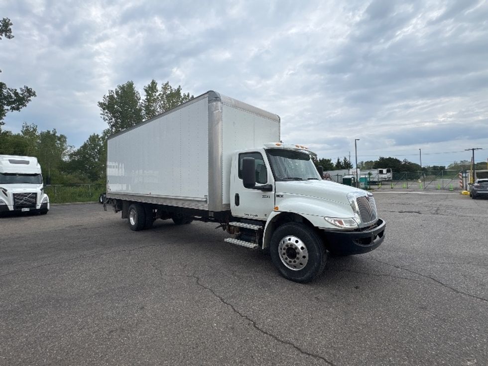 Medium Duty Box Truck-Light and Medium Duty Trucks-International-2020-MV607-Lansing-MI-130,316\n\t\tmiles-$ 60,750 - Image 1