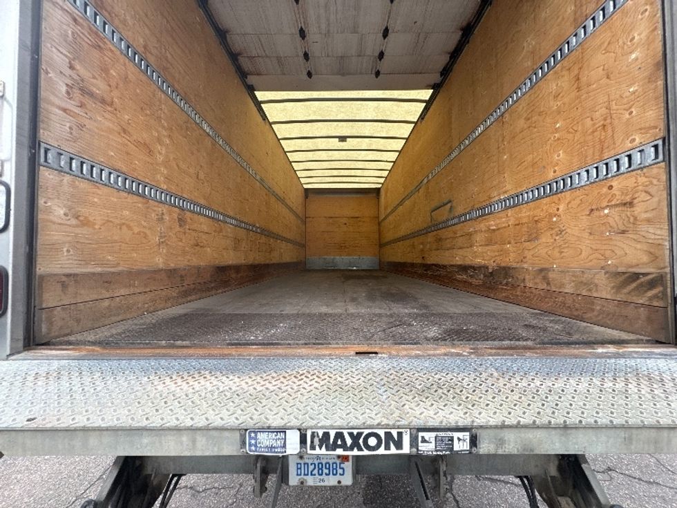 Medium Duty Box Truck-Light and Medium Duty Trucks-International-2020-MV607-Lansing-MI-130,316\n\t\tmiles-$ 60,750 - Image 10