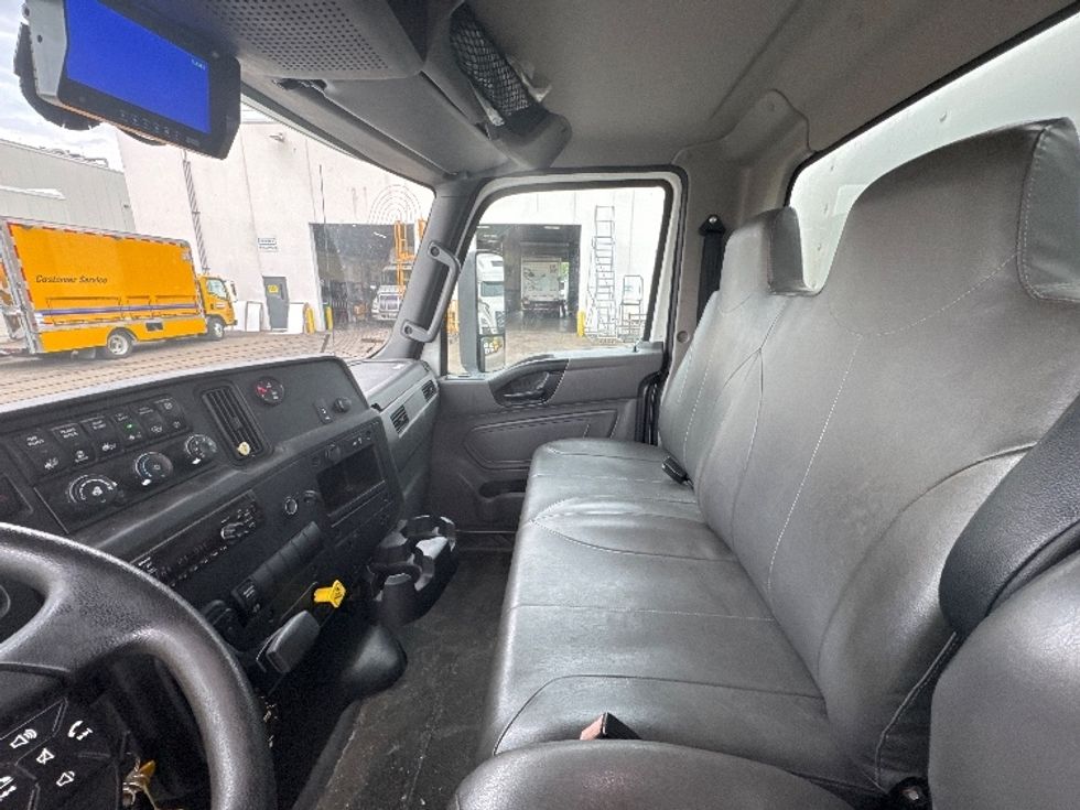 Medium Duty Box Truck-Light and Medium Duty Trucks-International-2020-MV607-Lansing-MI-130,316\n\t\tmiles-$ 60,750 - Image 19