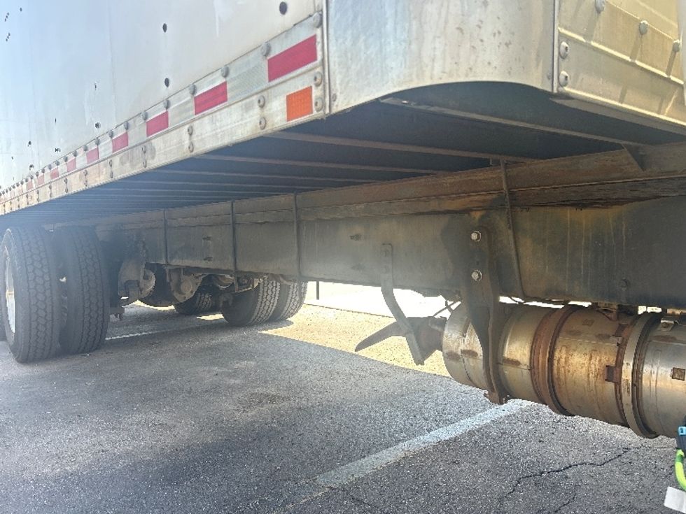 Medium Duty Box Truck-Light and Medium Duty Trucks-International-2020-MV607-Lansing-MI-132,586\n\t\tmiles-$ 56,500 - Image 14