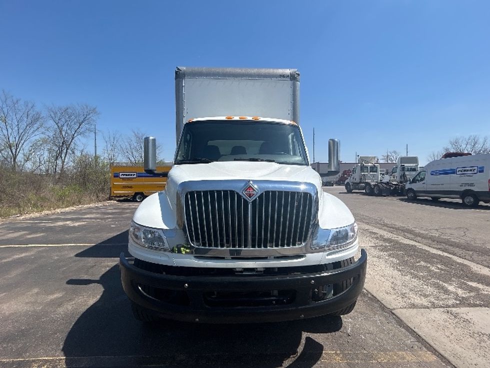 Medium Duty Box Truck-Light and Medium Duty Trucks-International-2020-MV607-Lansing-MI-132,586\n\t\tmiles-$ 56,500 - Image 2
