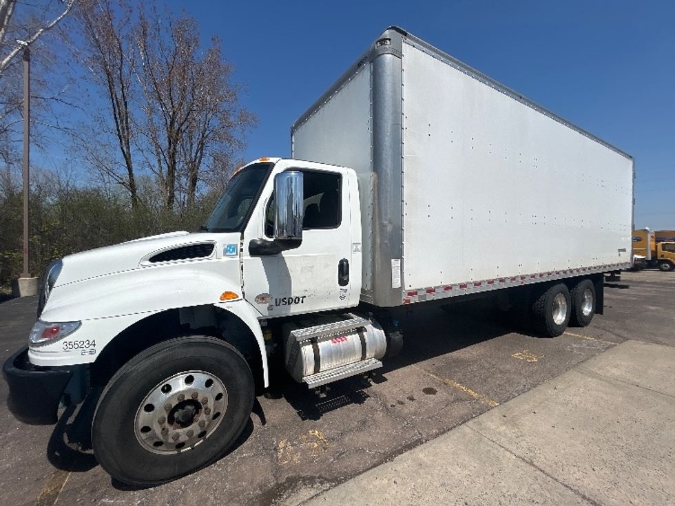 Medium Duty Box Truck-Light and Medium Duty Trucks-International-2020-MV607-Lansing-MI-132,586\n\t\tmiles-$ 56,500 - Image 25