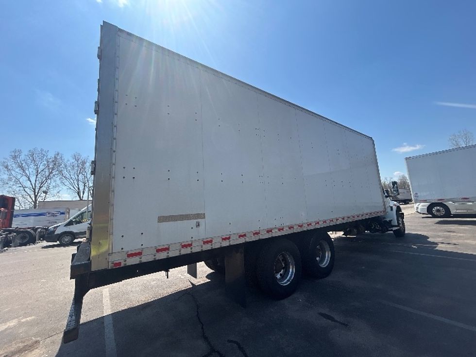 Medium Duty Box Truck-Light and Medium Duty Trucks-International-2020-MV607-Lansing-MI-132,586\n\t\tmiles-$ 56,500 - Image 27