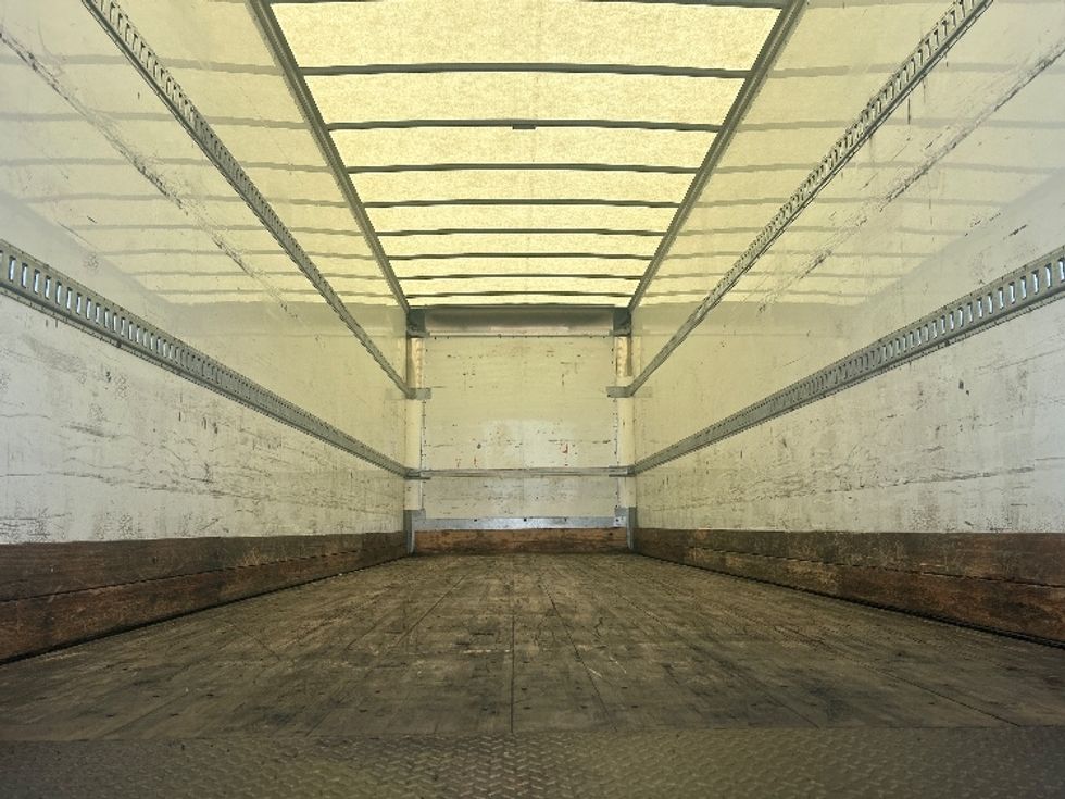 Medium Duty Box Truck-Light and Medium Duty Trucks-International-2020-MV607-Lansing-MI-132,586\n\t\tmiles-$ 56,500 - Image 8