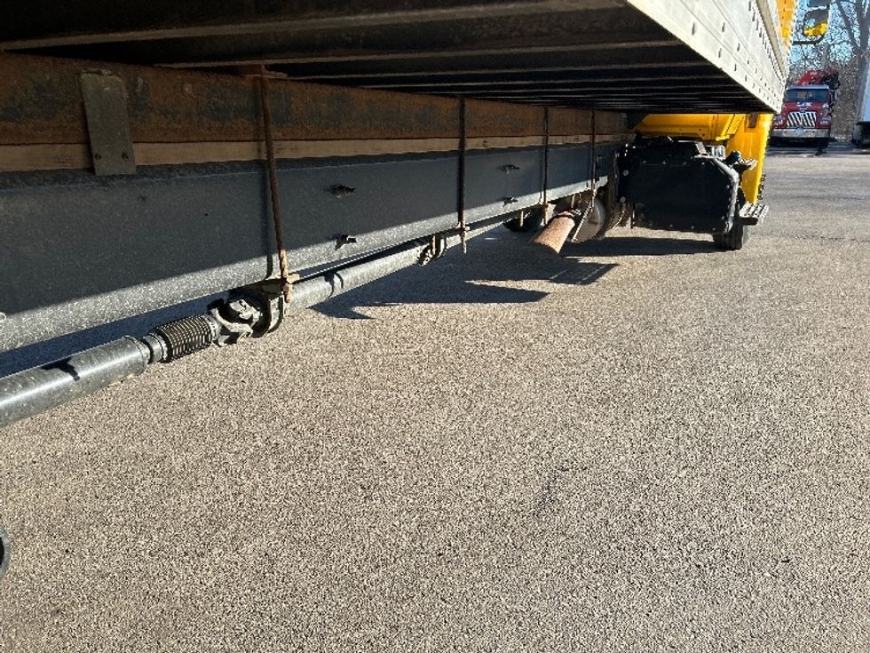 Medium Duty Box Truck-Light and Medium Duty Trucks-International-2020-MV607-Lansing-MI-136,062\n\t\tmiles-$ 52,250 - Image 13