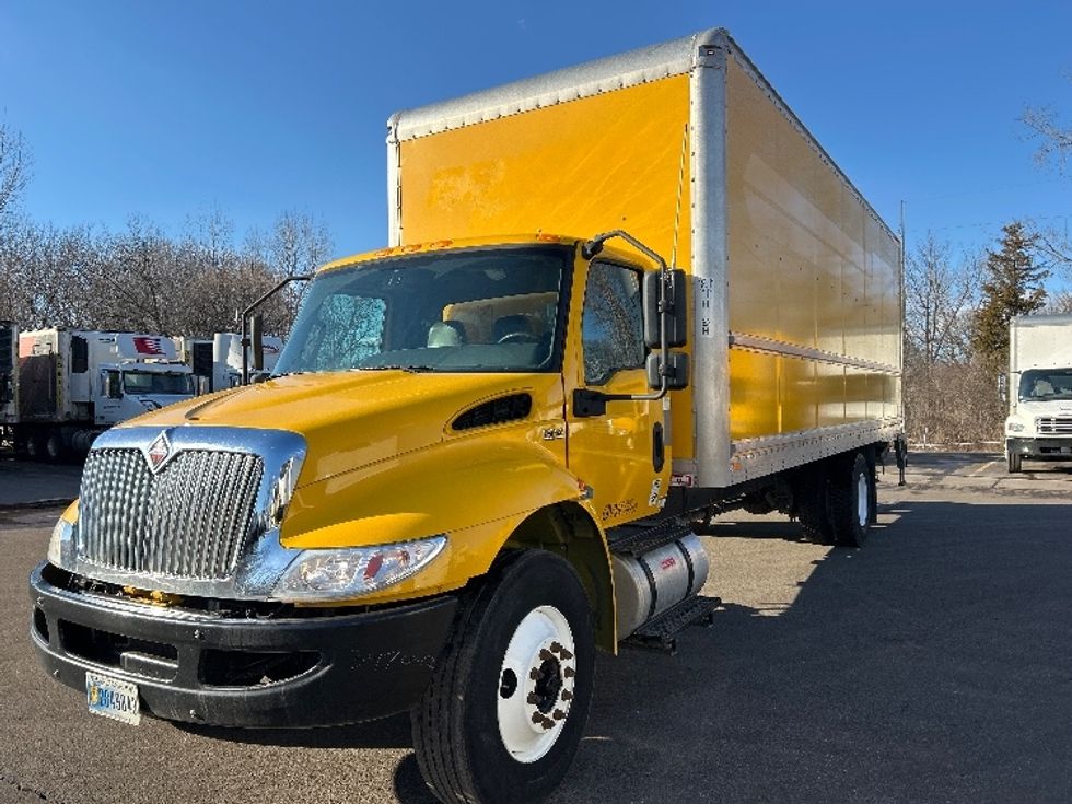Medium Duty Box Truck-Light and Medium Duty Trucks-International-2020-MV607-Lansing-MI-136,062\n\t\tmiles-$ 52,250 - Image 3