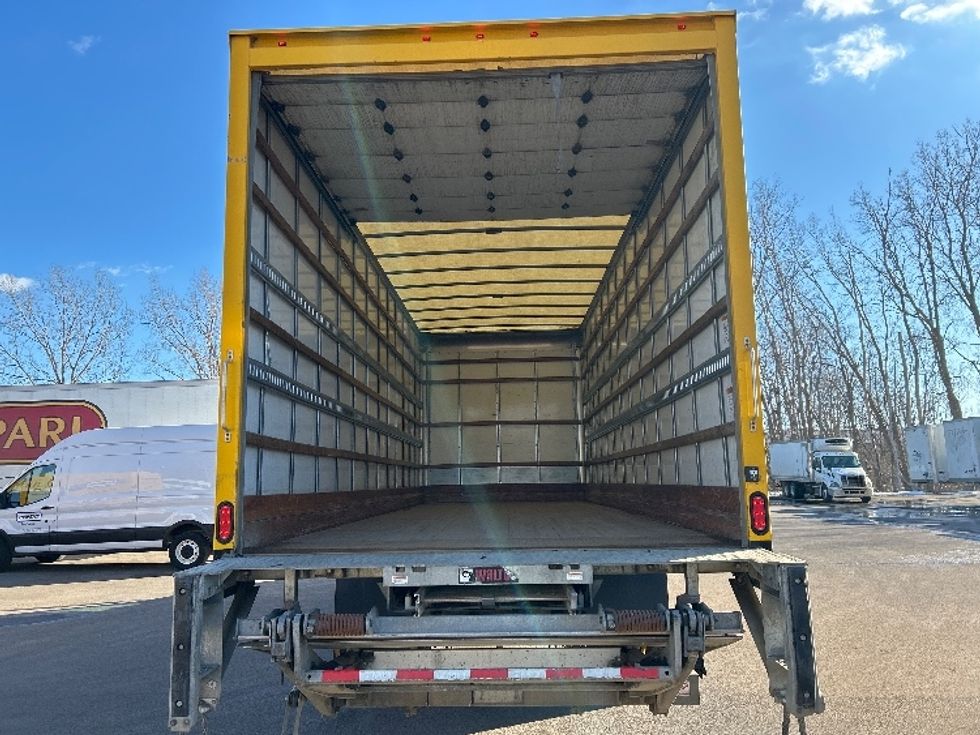 Medium Duty Box Truck-Light and Medium Duty Trucks-International-2020-MV607-Lansing-MI-136,062\n\t\tmiles-$ 52,250 - Image 8