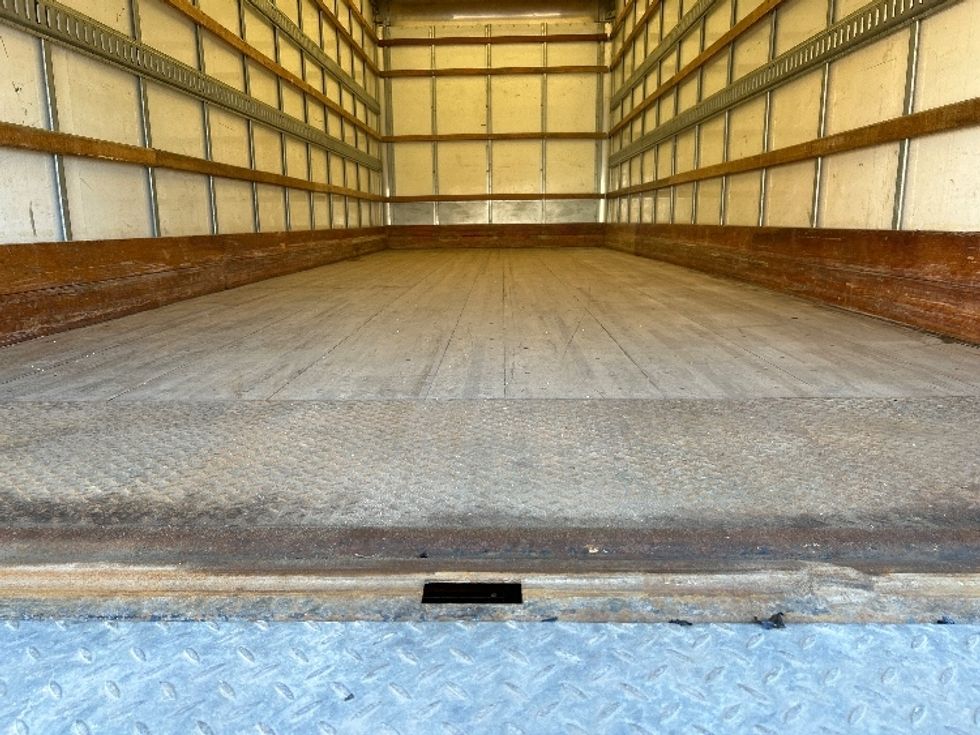 Medium Duty Box Truck-Light and Medium Duty Trucks-International-2020-MV607-Lansing-MI-136,062\n\t\tmiles-$ 52,250 - Image 9