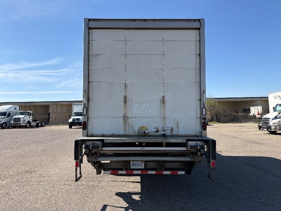 Medium Duty Box Truck-Light and Medium Duty Trucks-International-2020-MV607-Lansing-MI-176,179\n\t\tmiles-$ 40,500 - Image 7