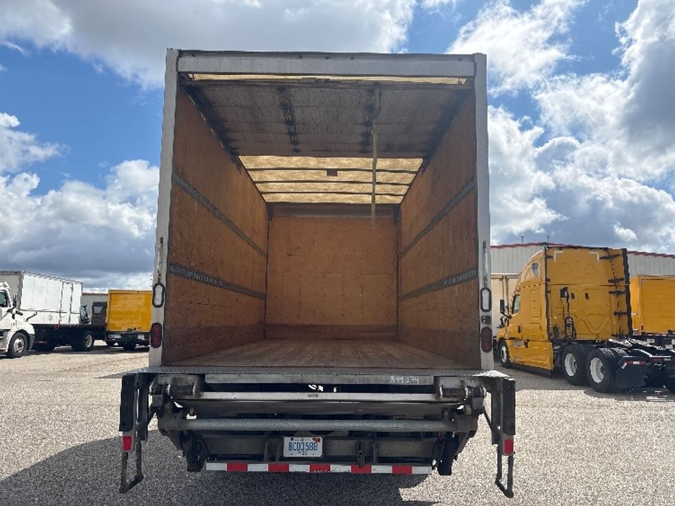 Medium Duty Box Truck-Light and Medium Duty Trucks-International-2020-MV607-Lansing-MI-176,179\n\t\tmiles-$ 40,500 - Image 8