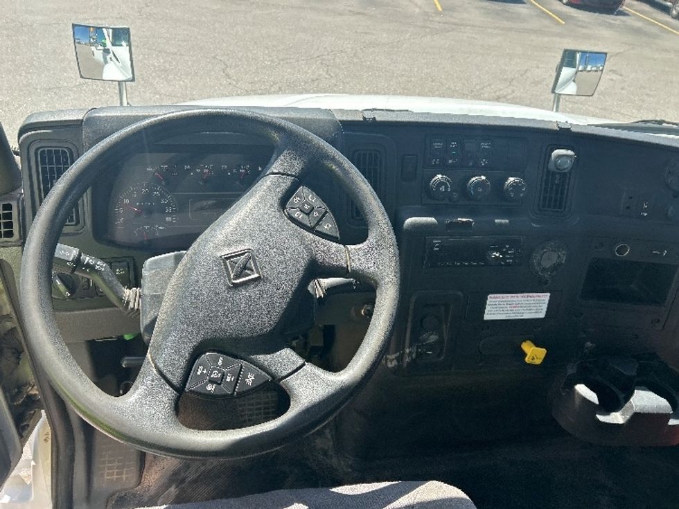 Medium Duty Box Truck-Light and Medium Duty Trucks-International-2020-MV607-Lansing-MI-189,093\n\t\tmiles-$ 33,750 - Image 18