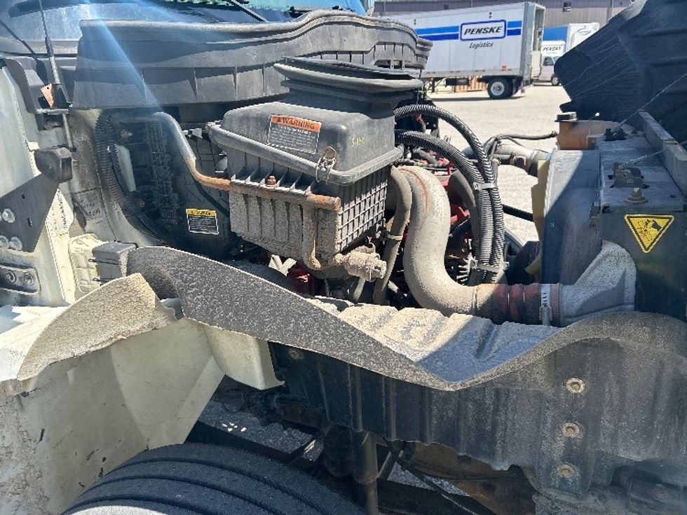 Medium Duty Box Truck-Light and Medium Duty Trucks-International-2020-MV607-Lansing-MI-189,093\n\t\tmiles-$ 33,750 - Image 23