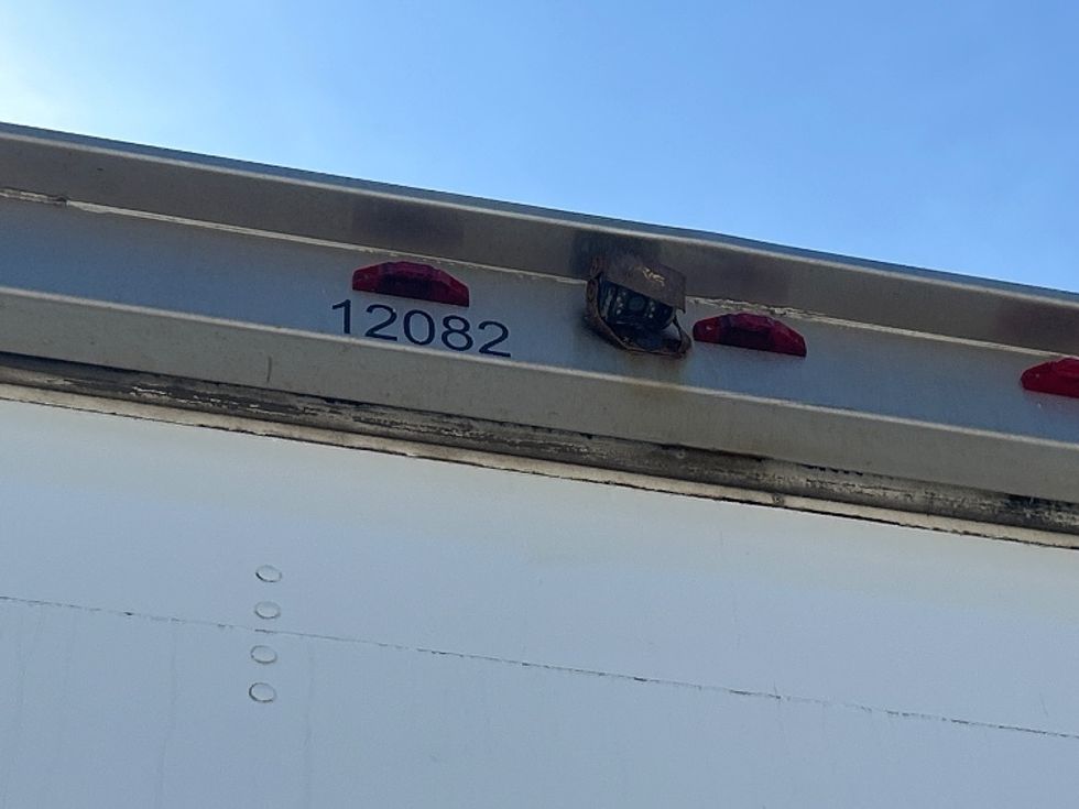 Medium Duty Box Truck-Light and Medium Duty Trucks-International-2020-MV607-Lansing-MI-189,093\n\t\tmiles-$ 33,750 - Image 25